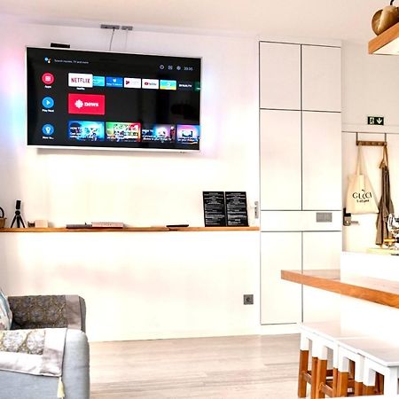 Cristalia,Roof Terrace In City Center, Garage, Netflix 75Inch Tv Funchal  Exterior photo